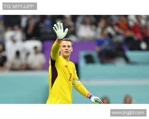 足球明星守门精彩瞬间集锦展现顶级门将的风采与技术魅力