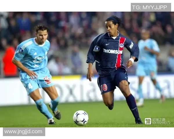 足球明星精彩倒勾进球瞬间集锦让你领略足球之美与技巧的完美结合 足球明星精彩倒勾进球瞬间集锦让你领略足球之美与技巧的完美结合